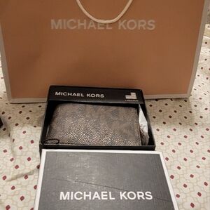 Michael Kors  brown logo /Monogram Lfold epi leather Wallet LEATHER Monogram9
